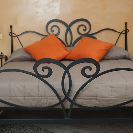 Stendhal Konukevi Civitavecchia