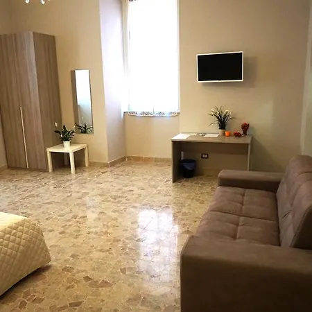 Stendhal Affittacamere 3*